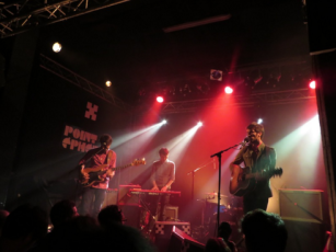 February 25th 2014 - Point Éphèmère, Paris - <a href="http://randomsongs.org/2014/02/cate-le-bon-et-orouni-au-point-ephemere/">Random songs</a>